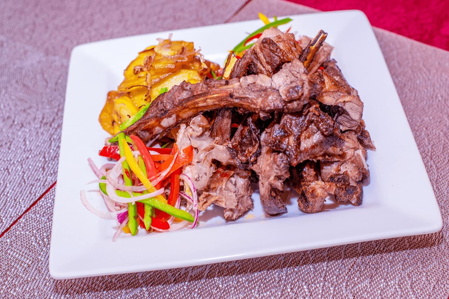 Poolside Bar & Lounge